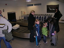 220px-baggage_reclaim_akureyri_ariport