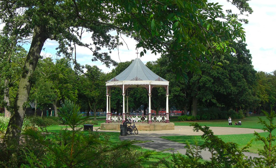B bandstand