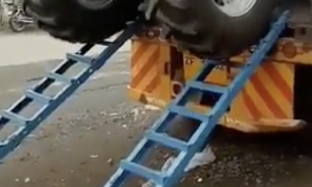 Tractor unloading