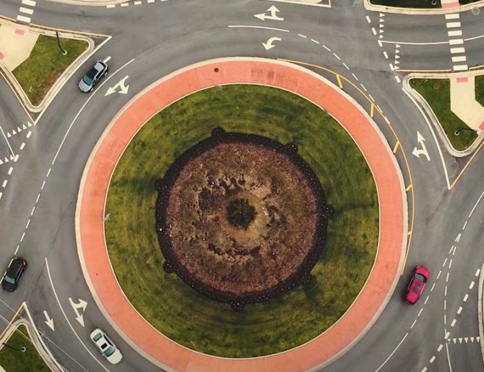 DMC member Kevin Beresford — Roundabout Appreciation Society — featured in Thompson Reters video