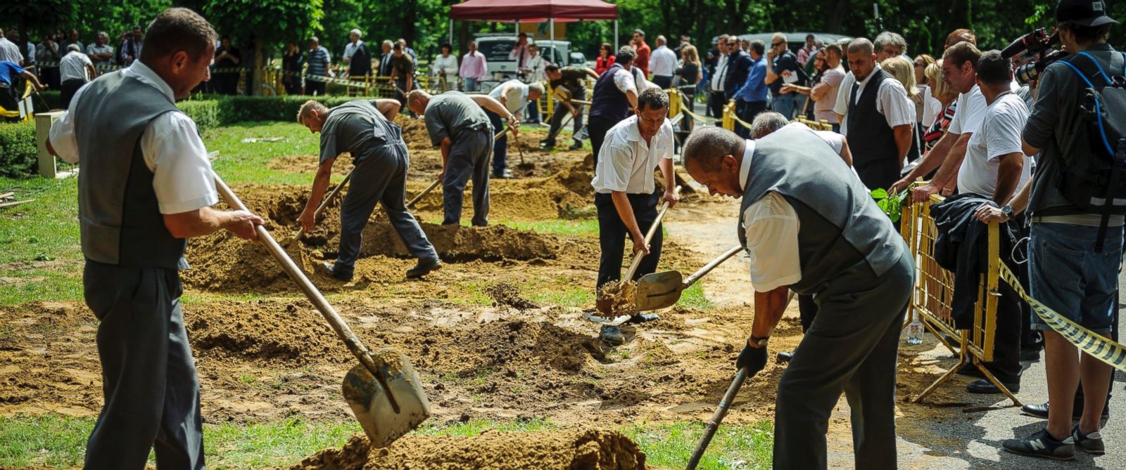 Grave Digging Championships in Hungary