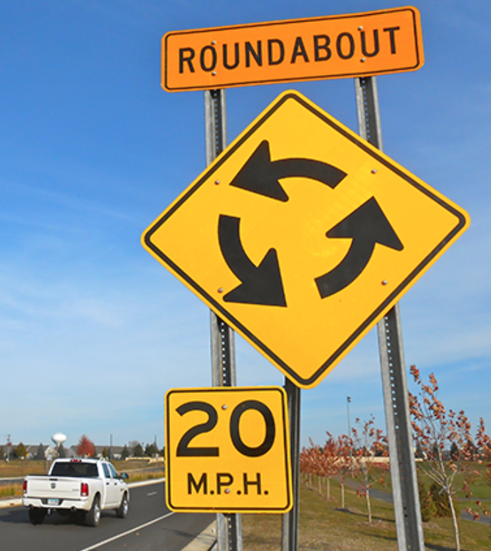 B roundabout in US 2
