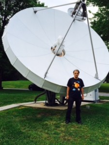 me in front of antenna 1 mb